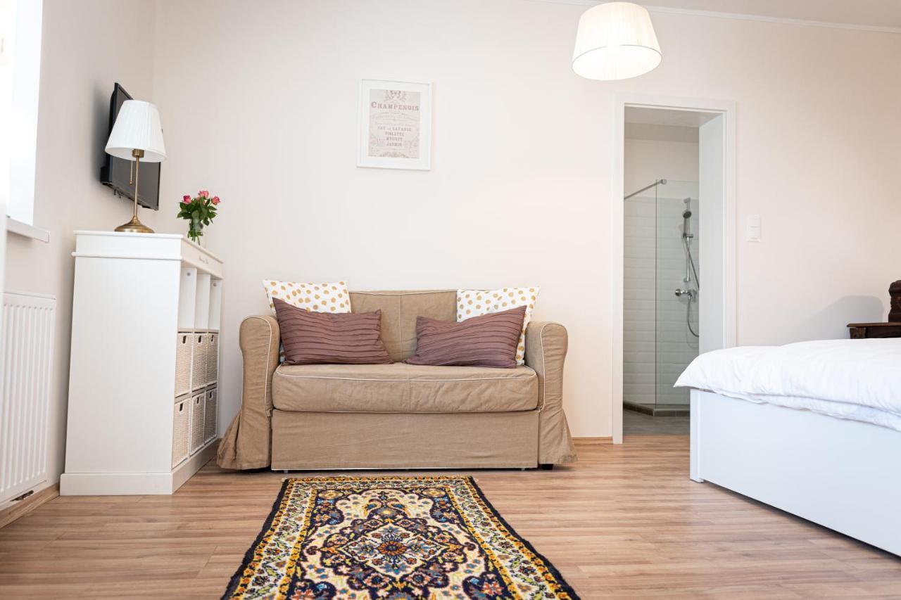Szigligeti Mandula Kert Vendeghaz Apartment Bagian luar foto